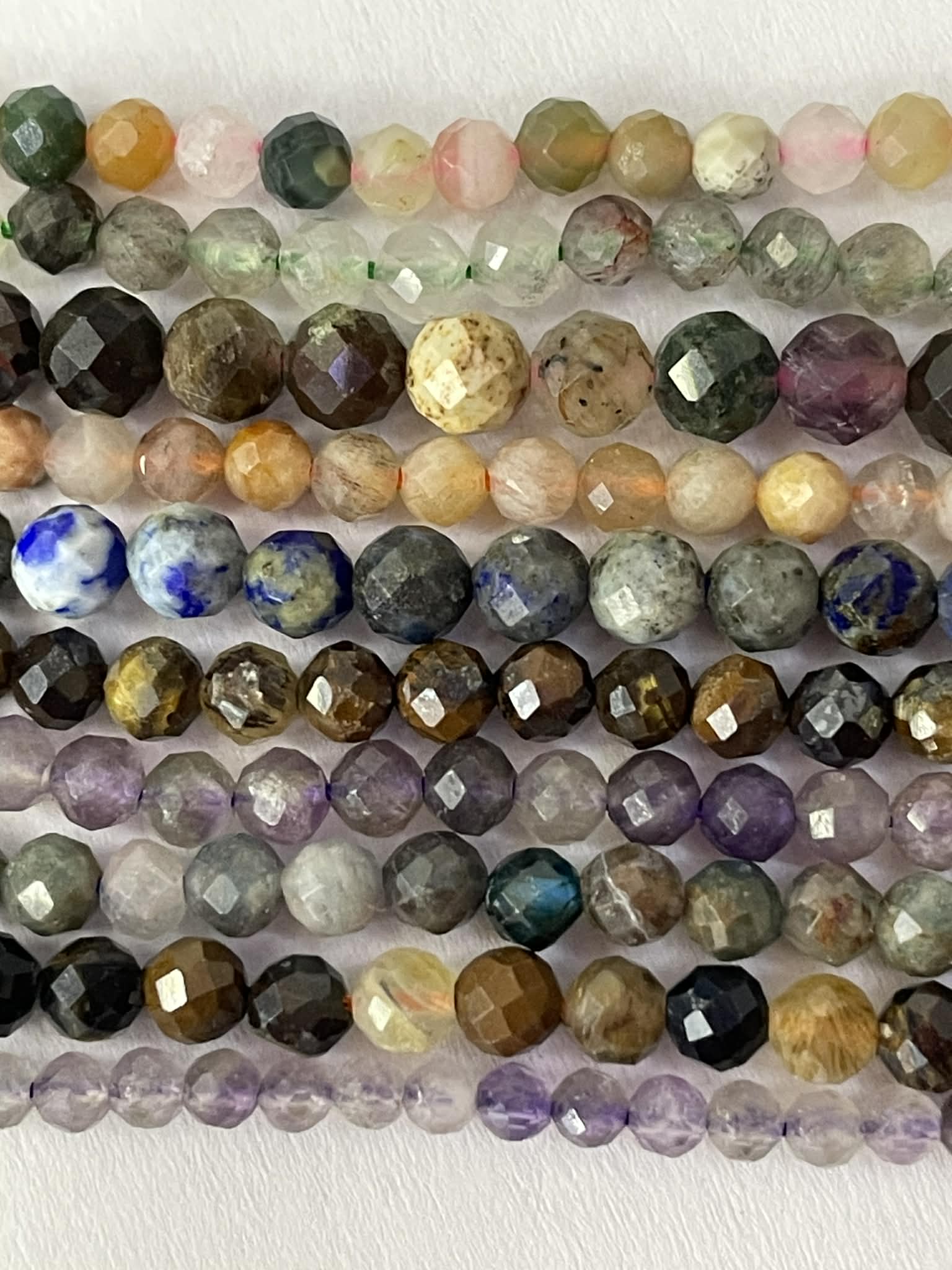 Lot de 10 écheveaux entre 2 et 4 mm MIX Nr.20