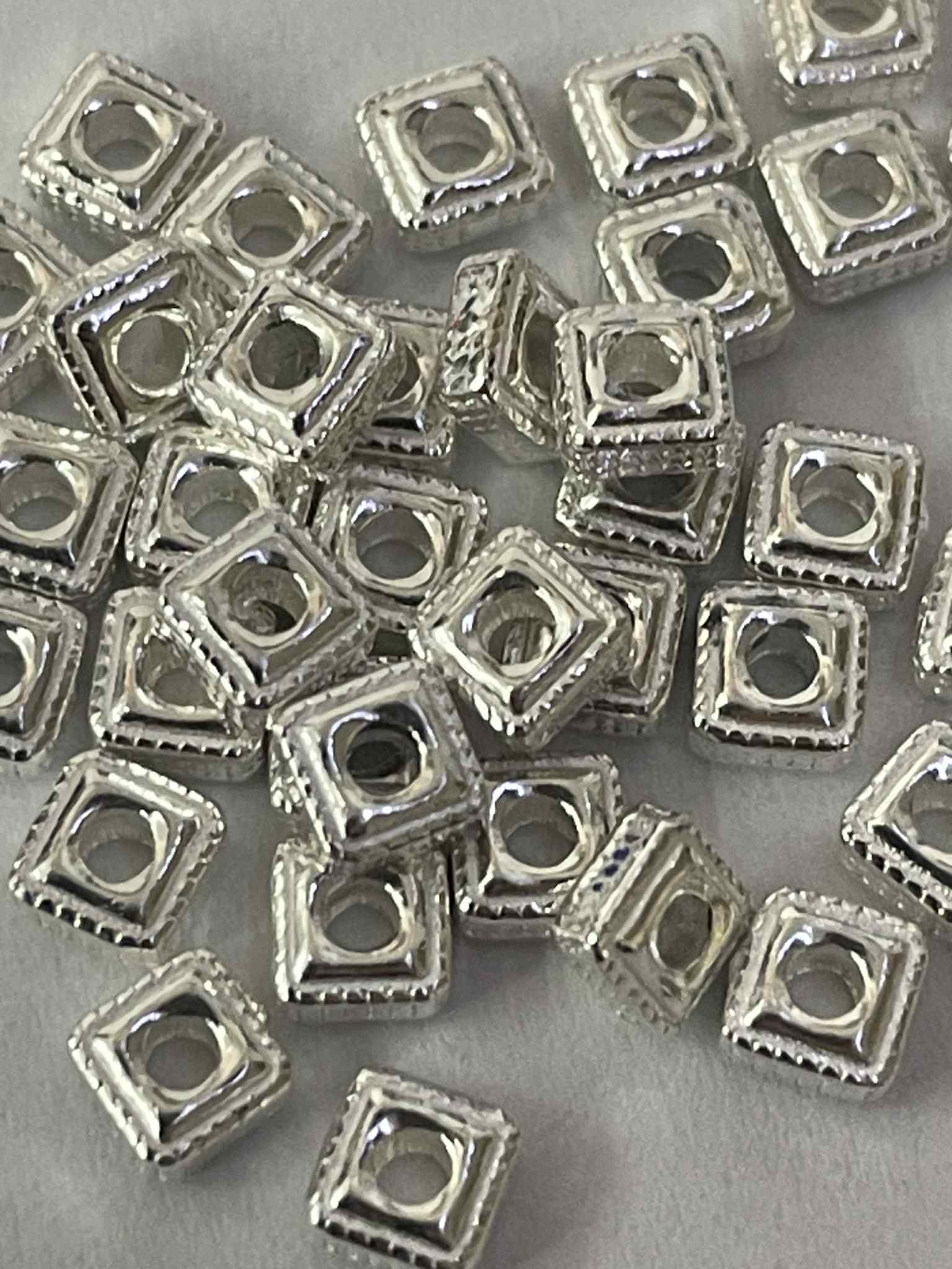 20 Stück Silber 925 Viereck flach ca. 3,6 x 3,6mm