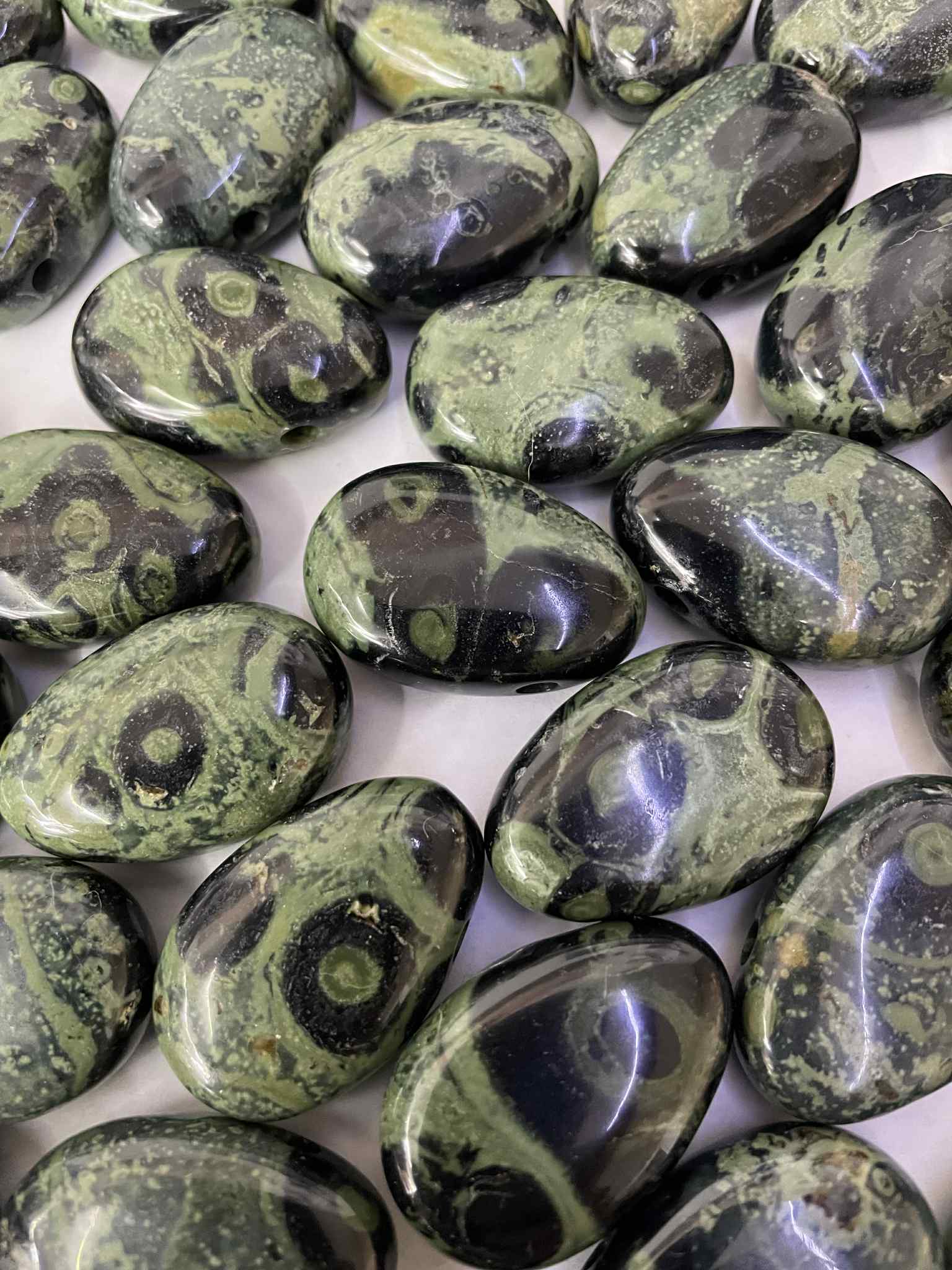 Eldarit Nebula Trommelstein gelocht Anhänger