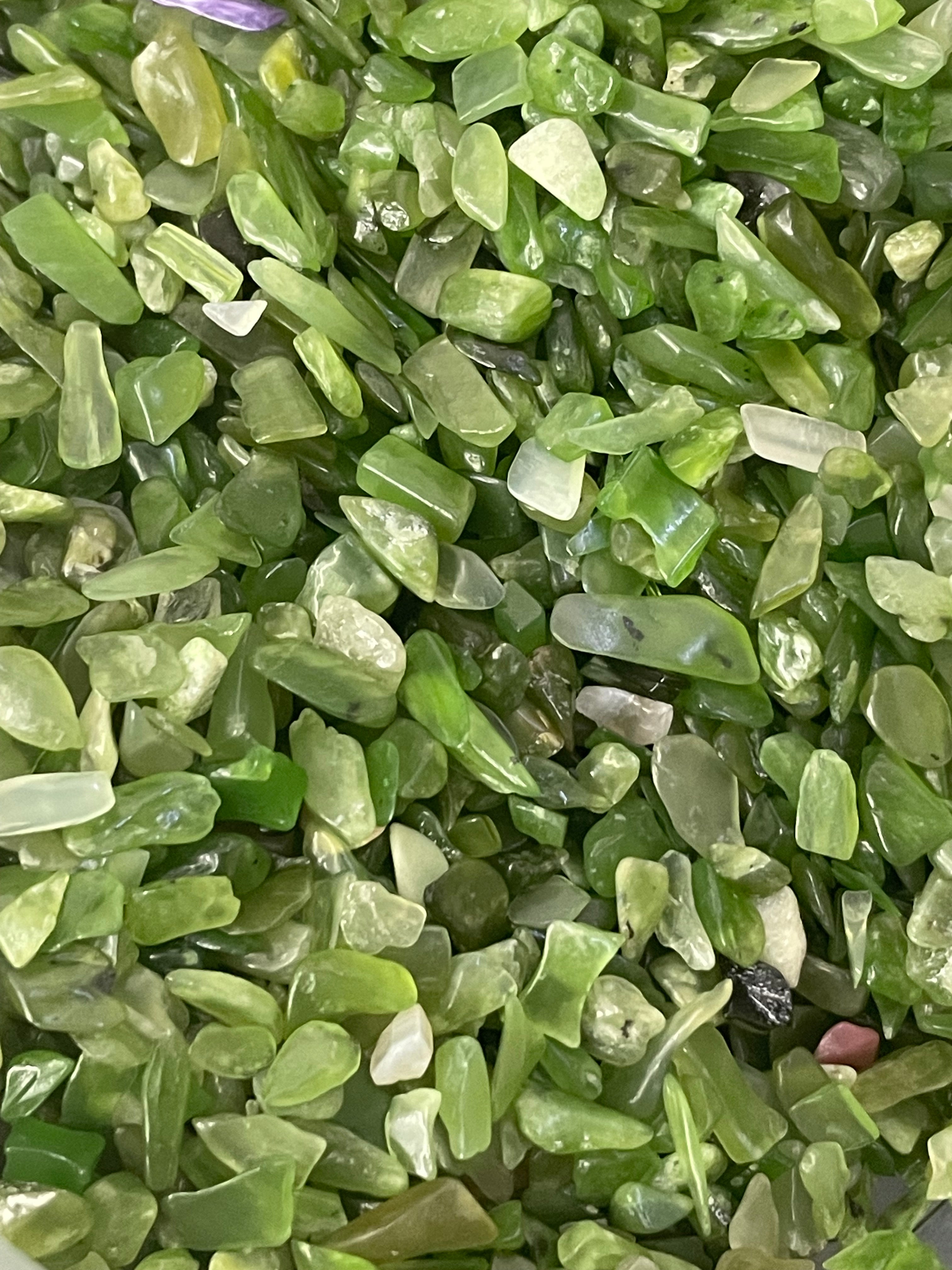 1 kg de copeaux de jade polis