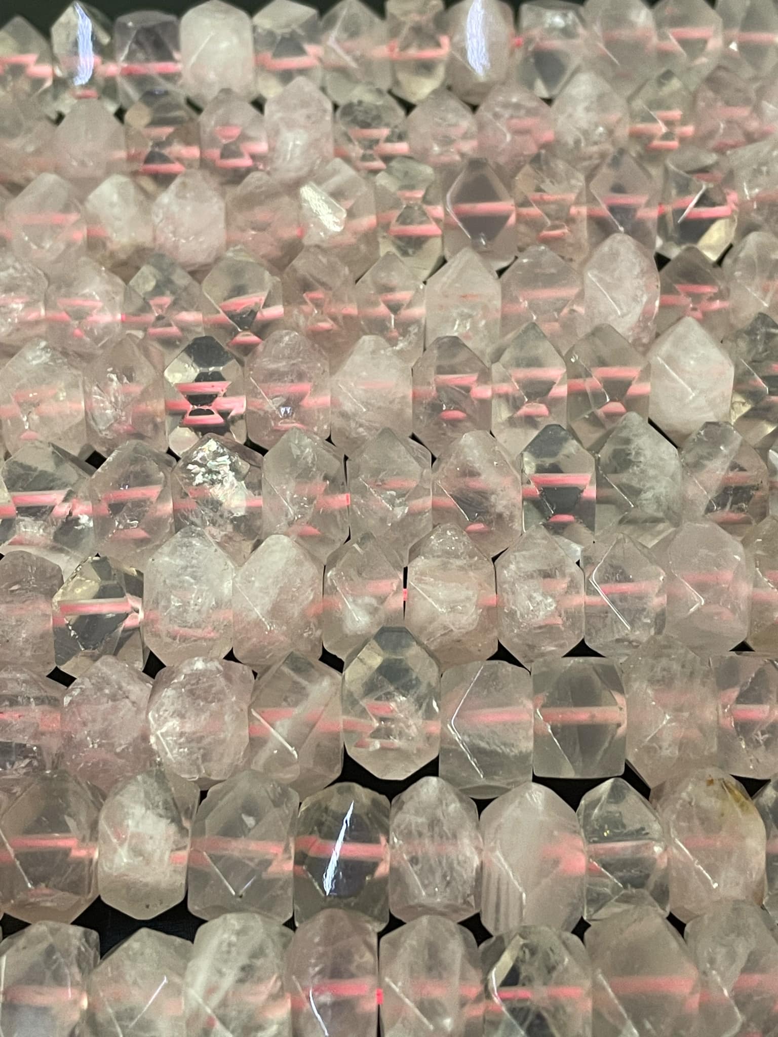 Quartz rose taille diamant plat environ 12 mm