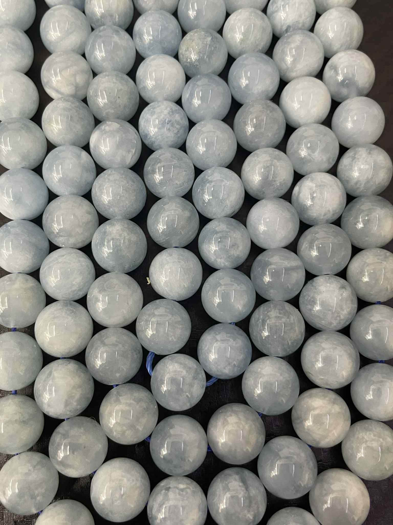 Aquamarin 10mm Kugelstrang