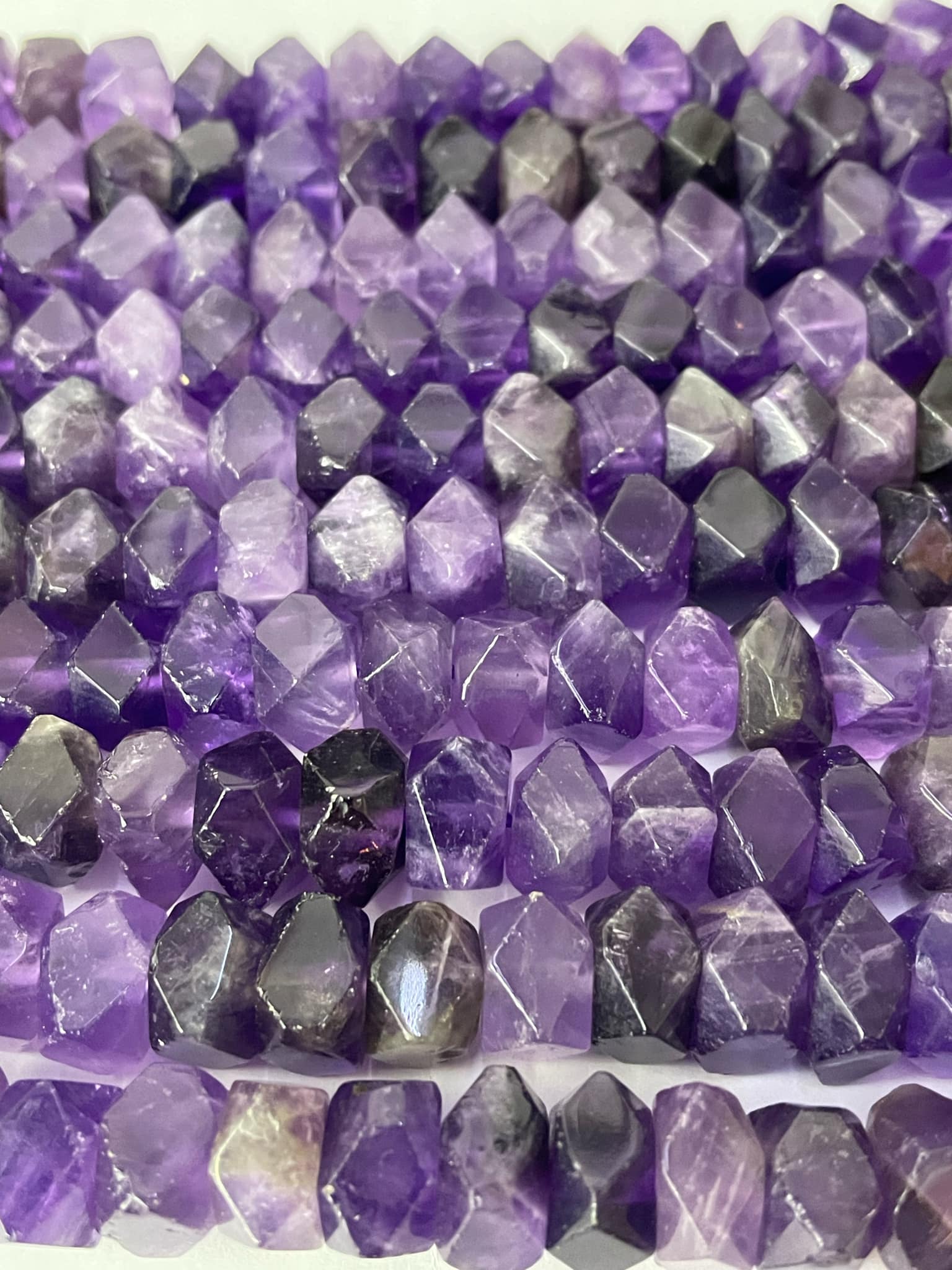 Améthyste diamant navire foncé 12 mm plat