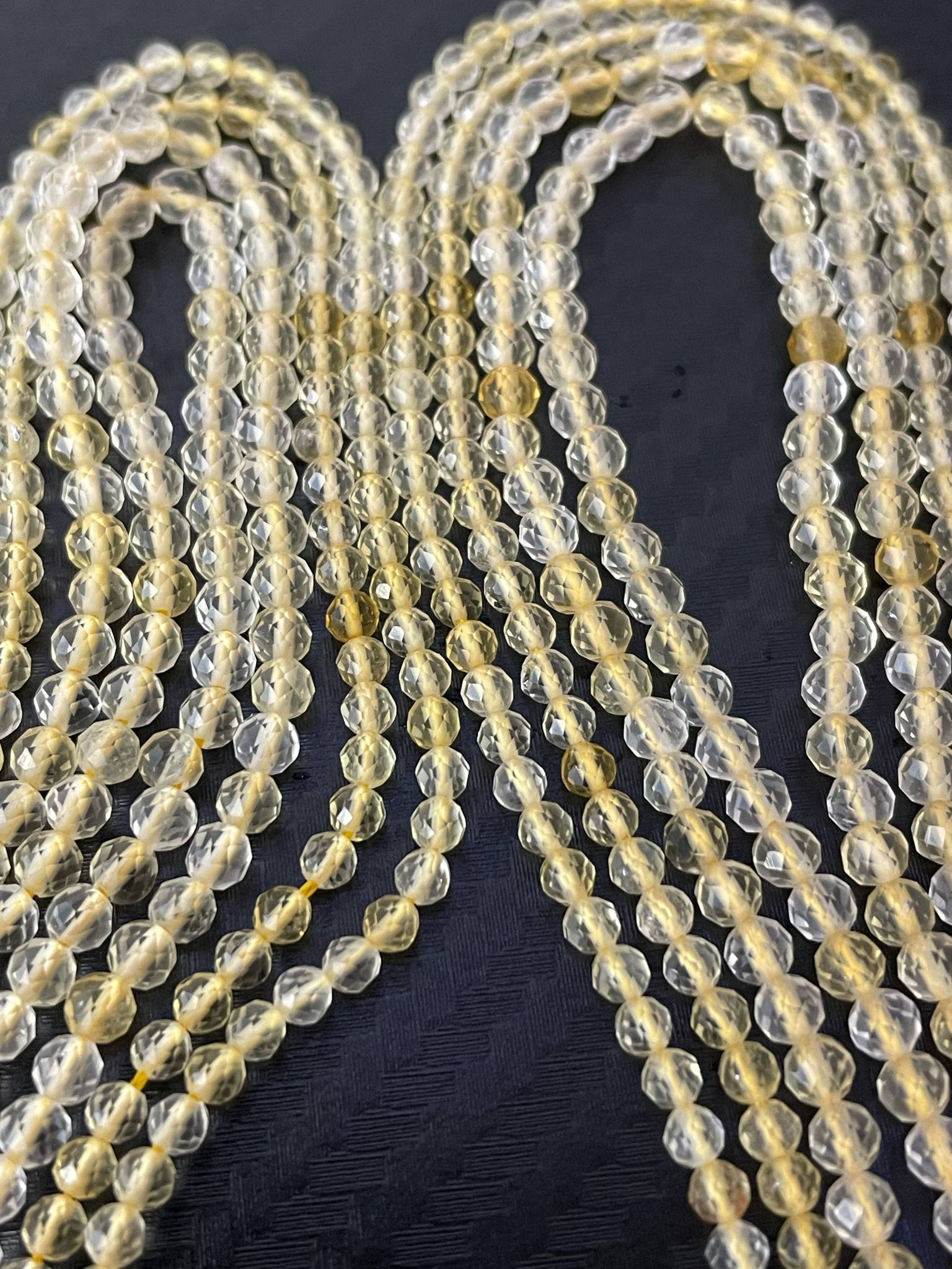 Zitrin ca. 3mm facettiert