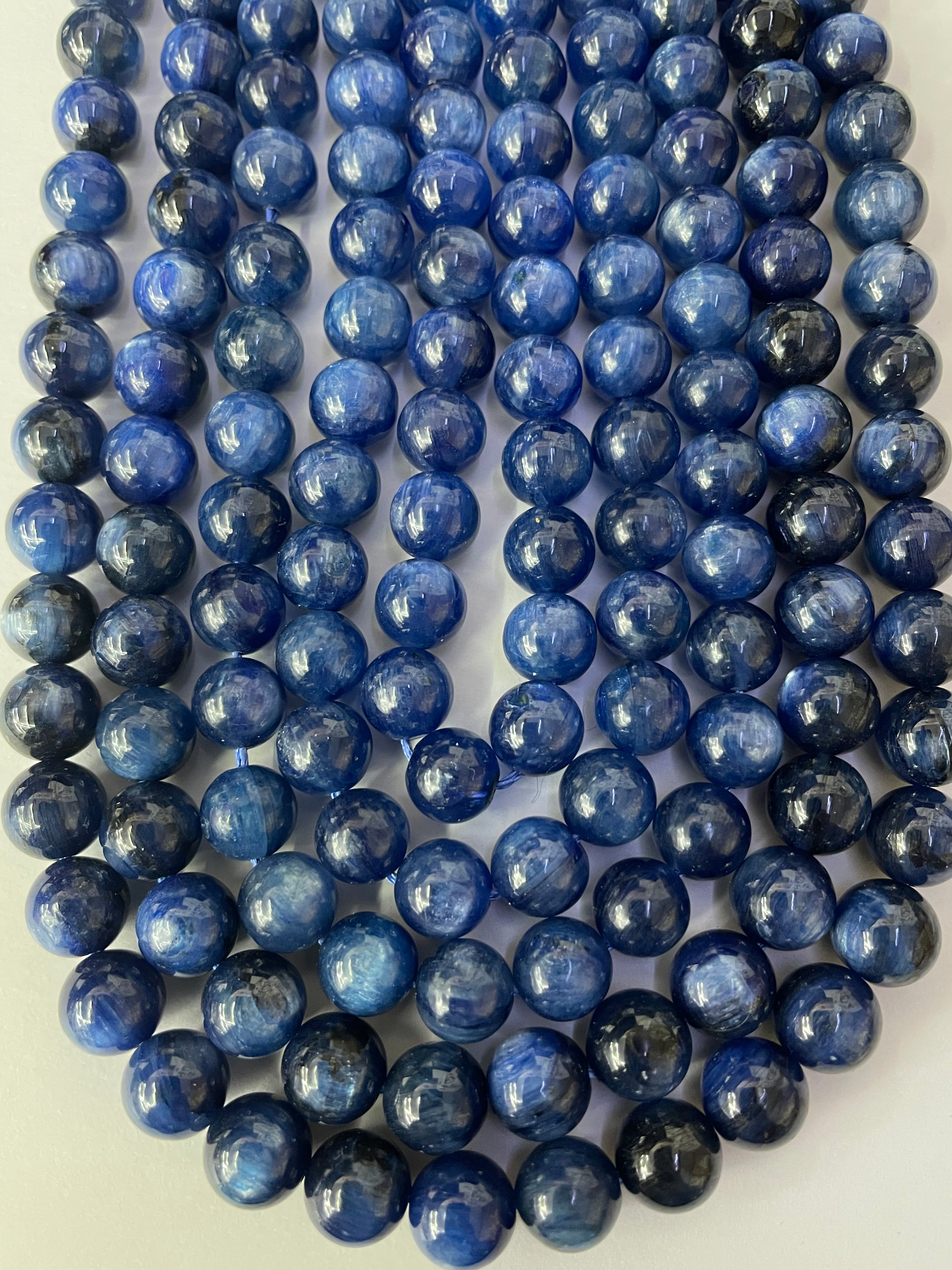 Fil de perles de disthène cyanite 8 mm