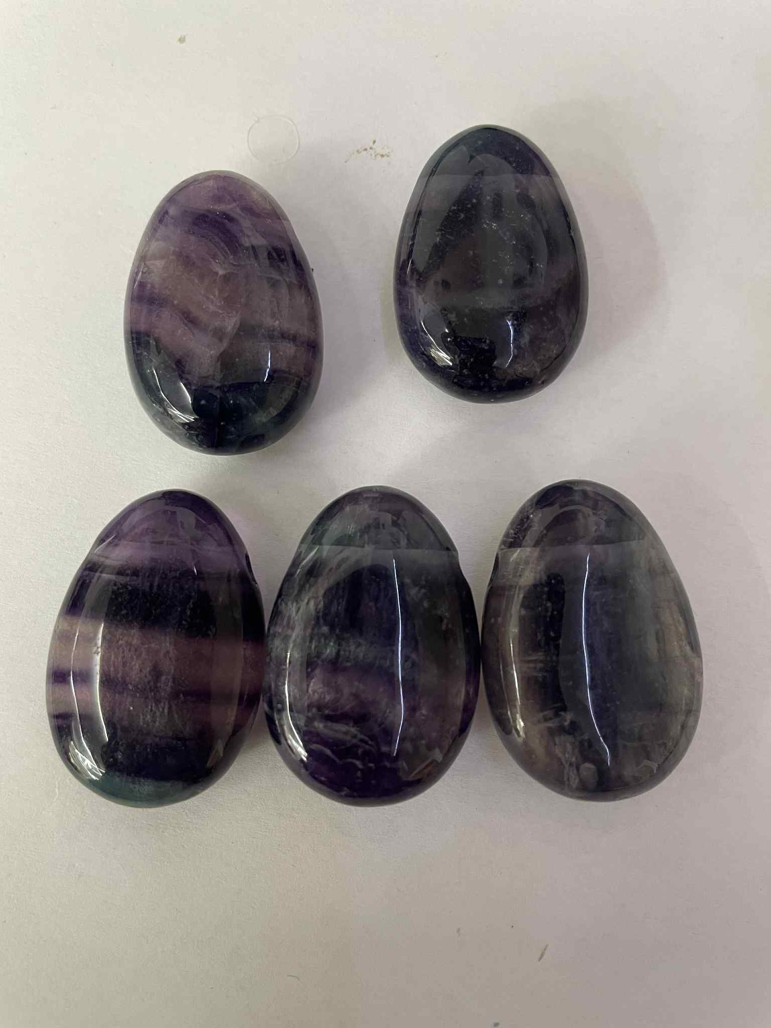 Fluorit Trommelstein gelocht Anhänger TOP