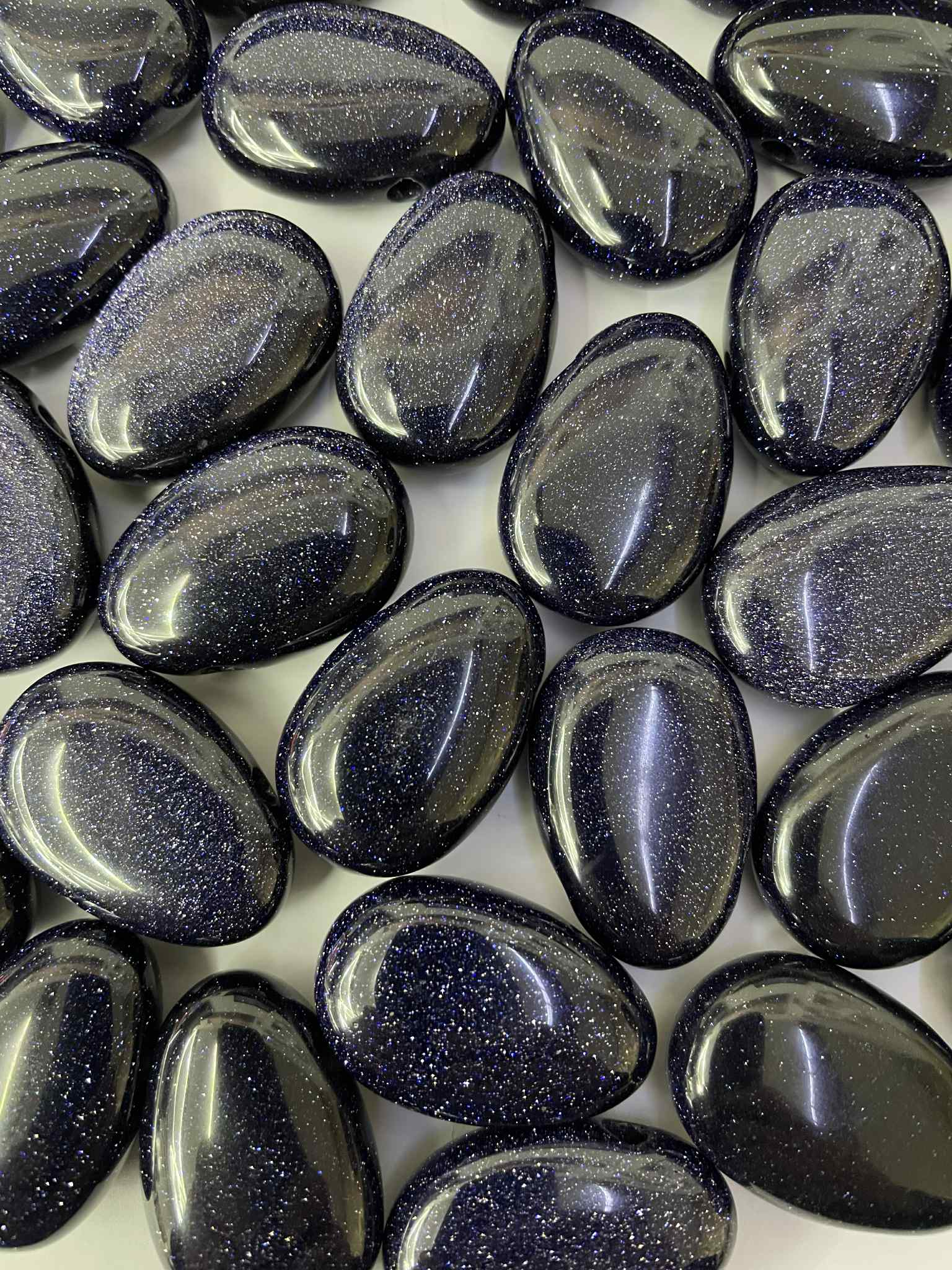 Goldfluss bleu Pierre roulée percée