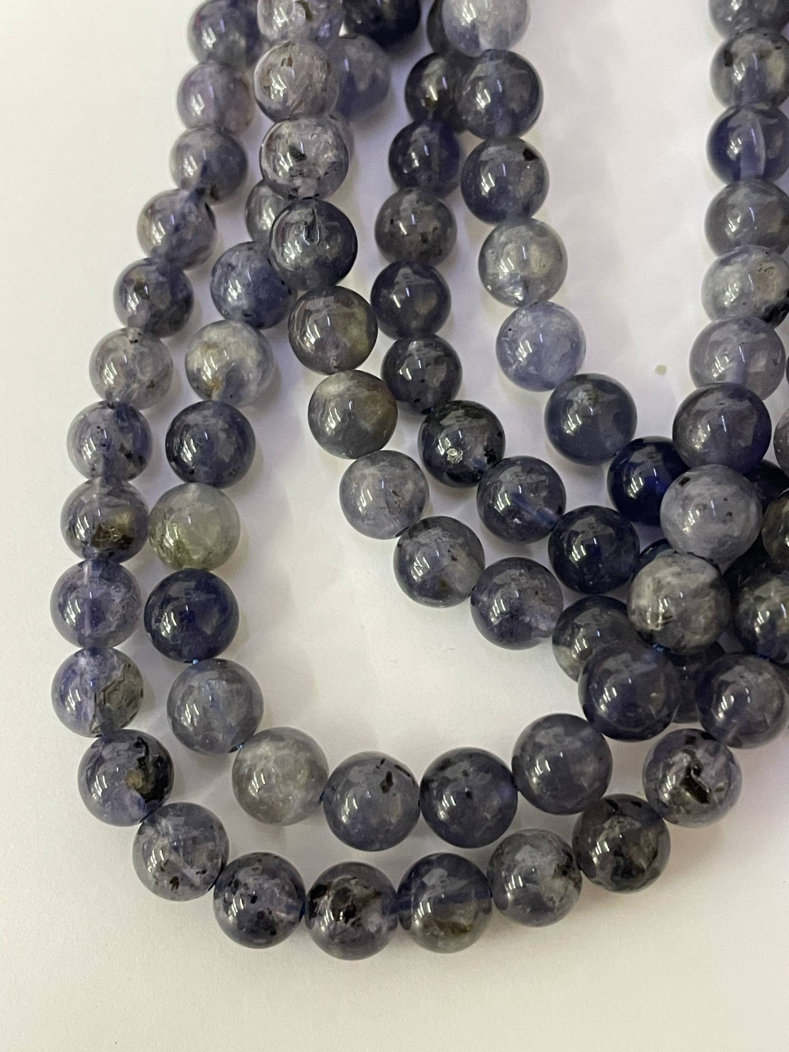 Fil de perles d'iolite de 6 mm