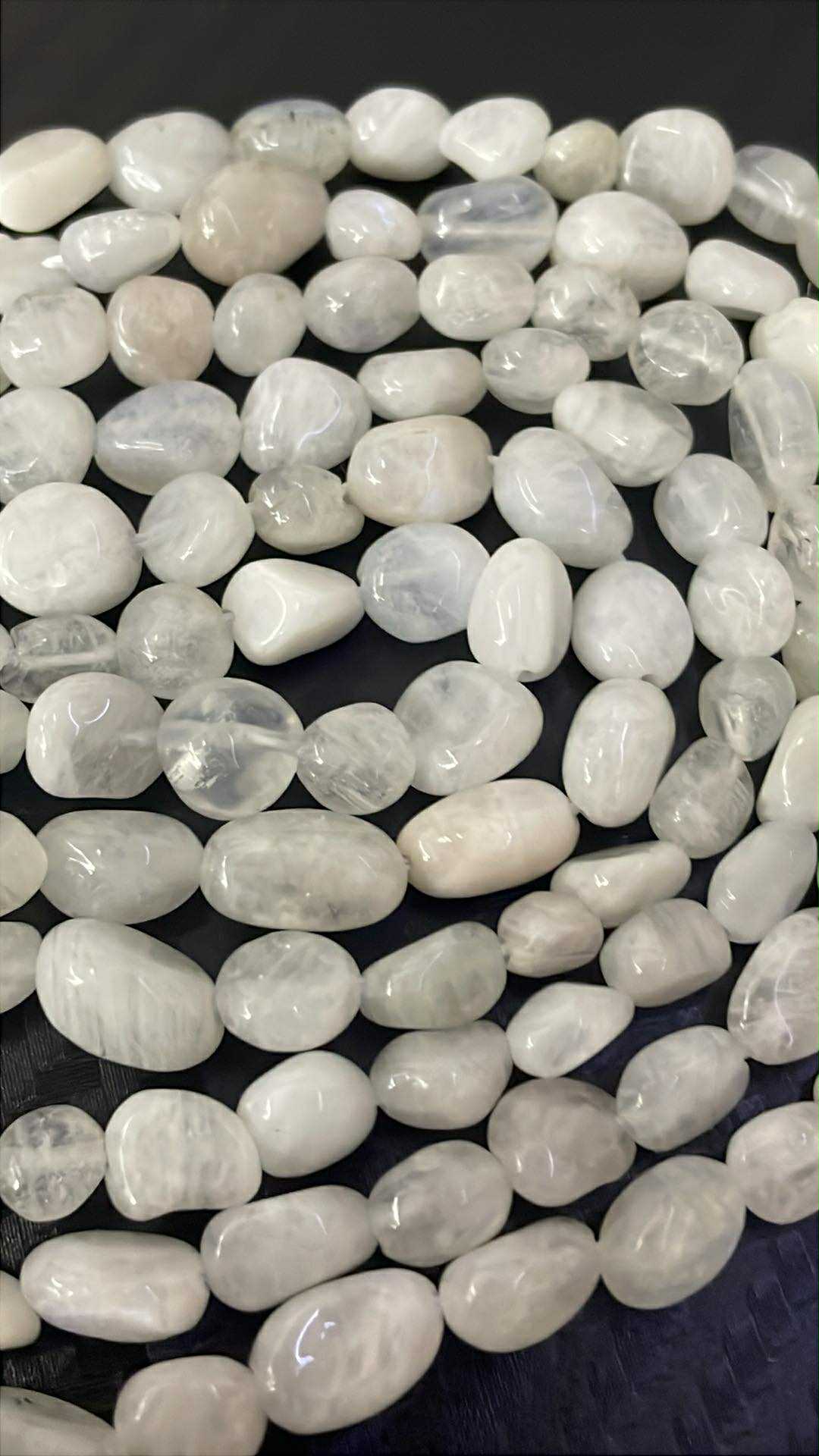 Mondstein Freiform Strang