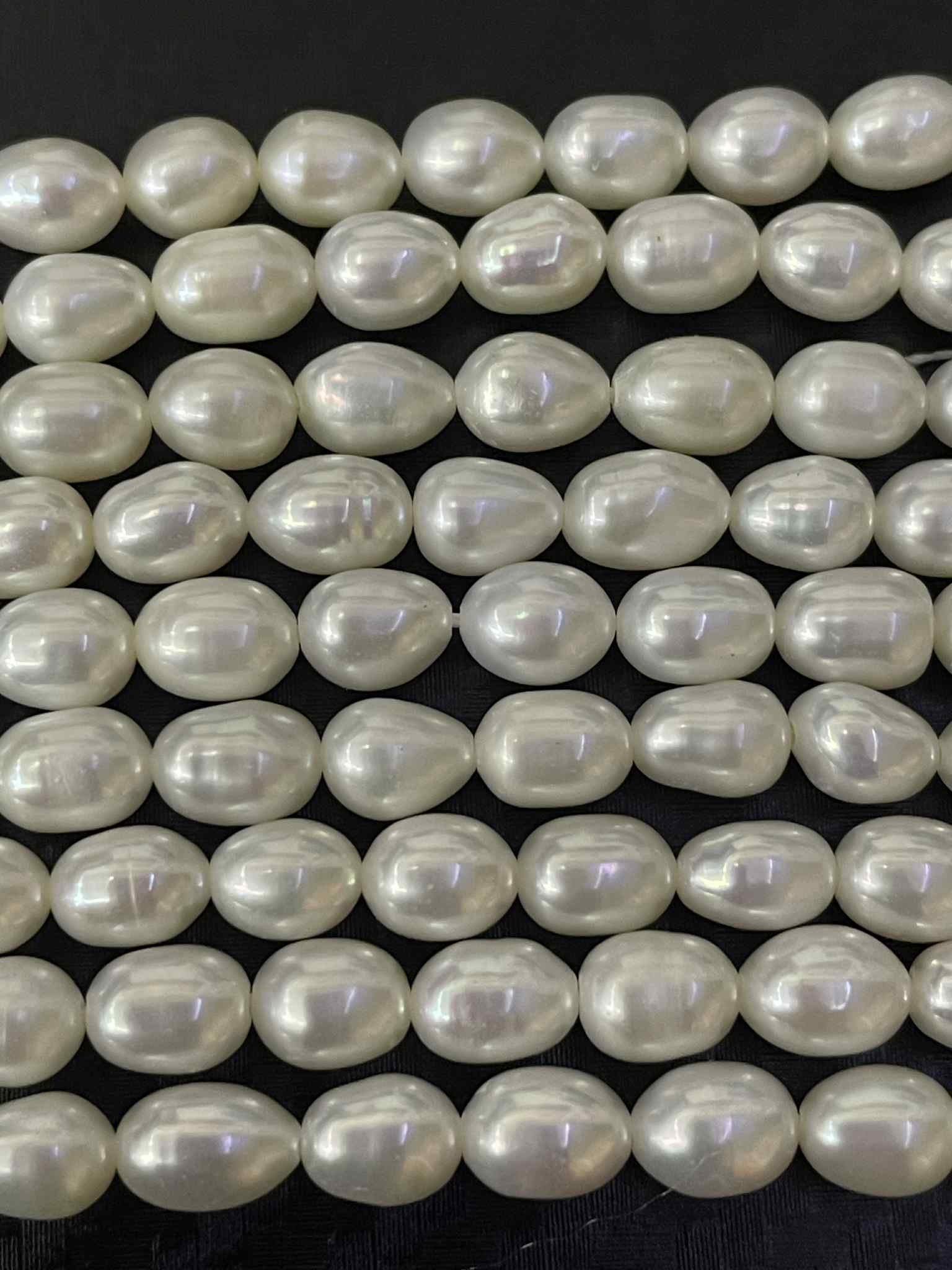 Perlenstrang länglich ca 7 x 5 mm alter Bestand