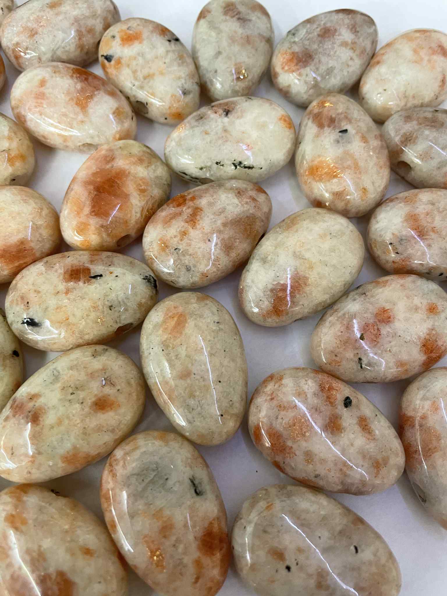 Sonnenstein Trommelstein gelocht Anhänger