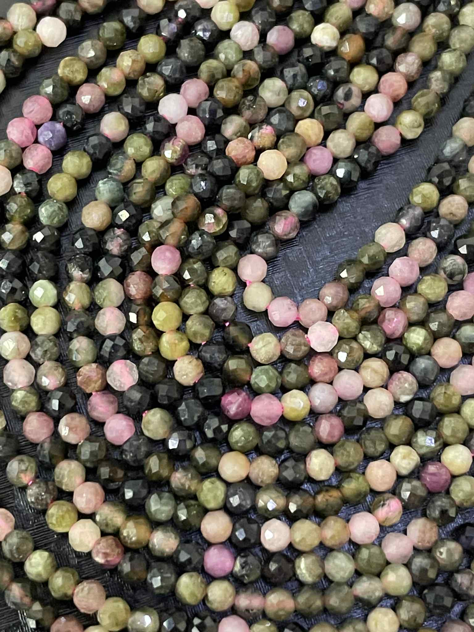 Turmalin farbig ca 2.8mm facettiert