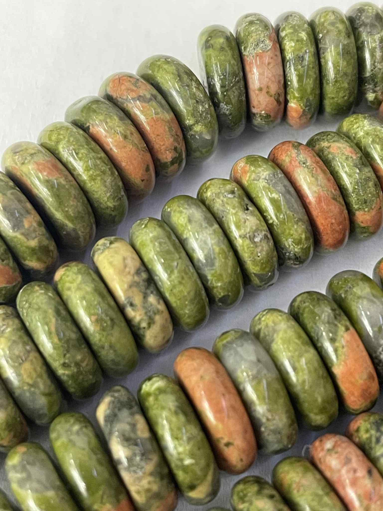 Épidote - unakite rondelles env. 12 mm – coupe d’essai