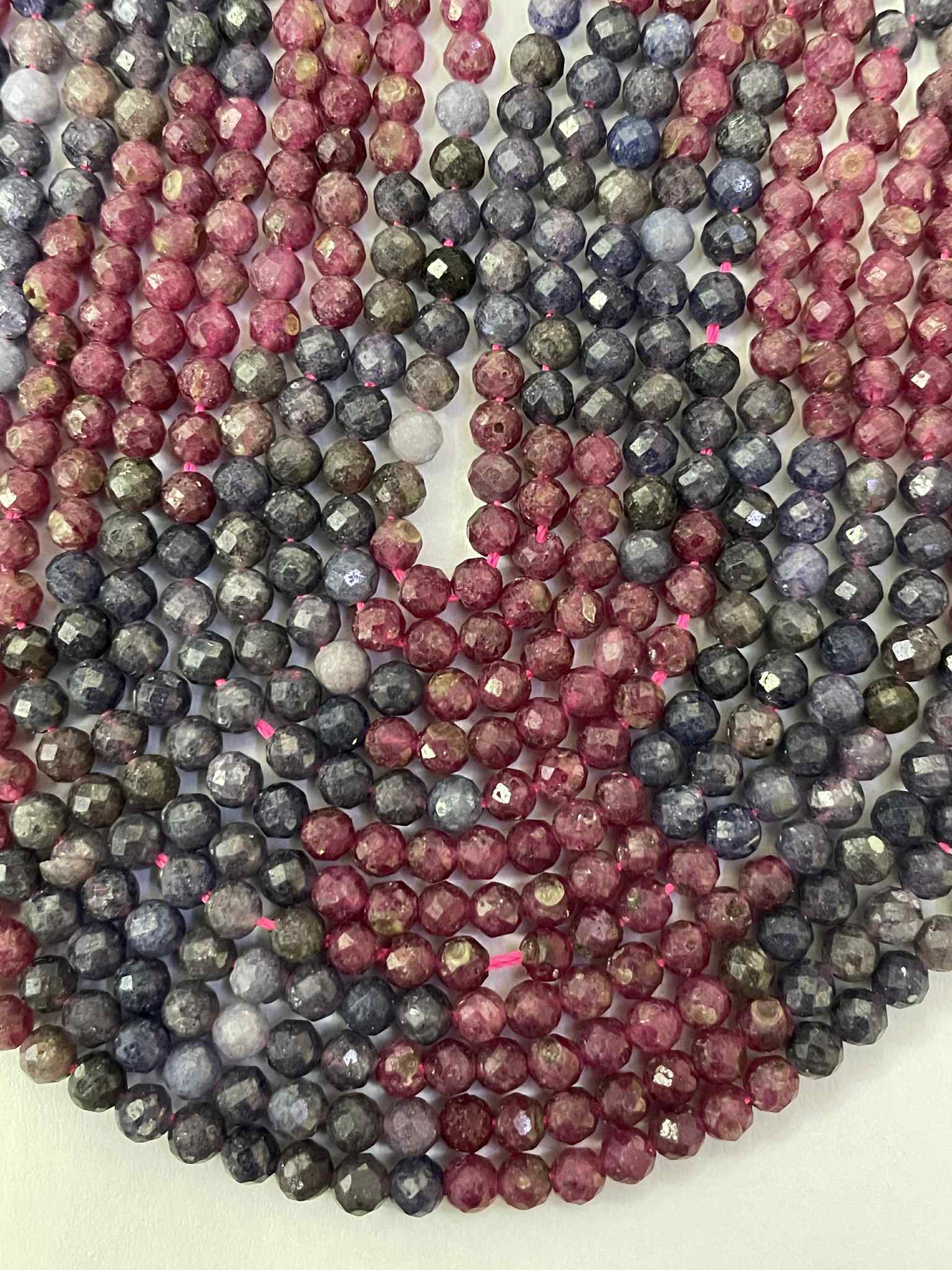 Rubin - Saphir Strang 4mm facettiert