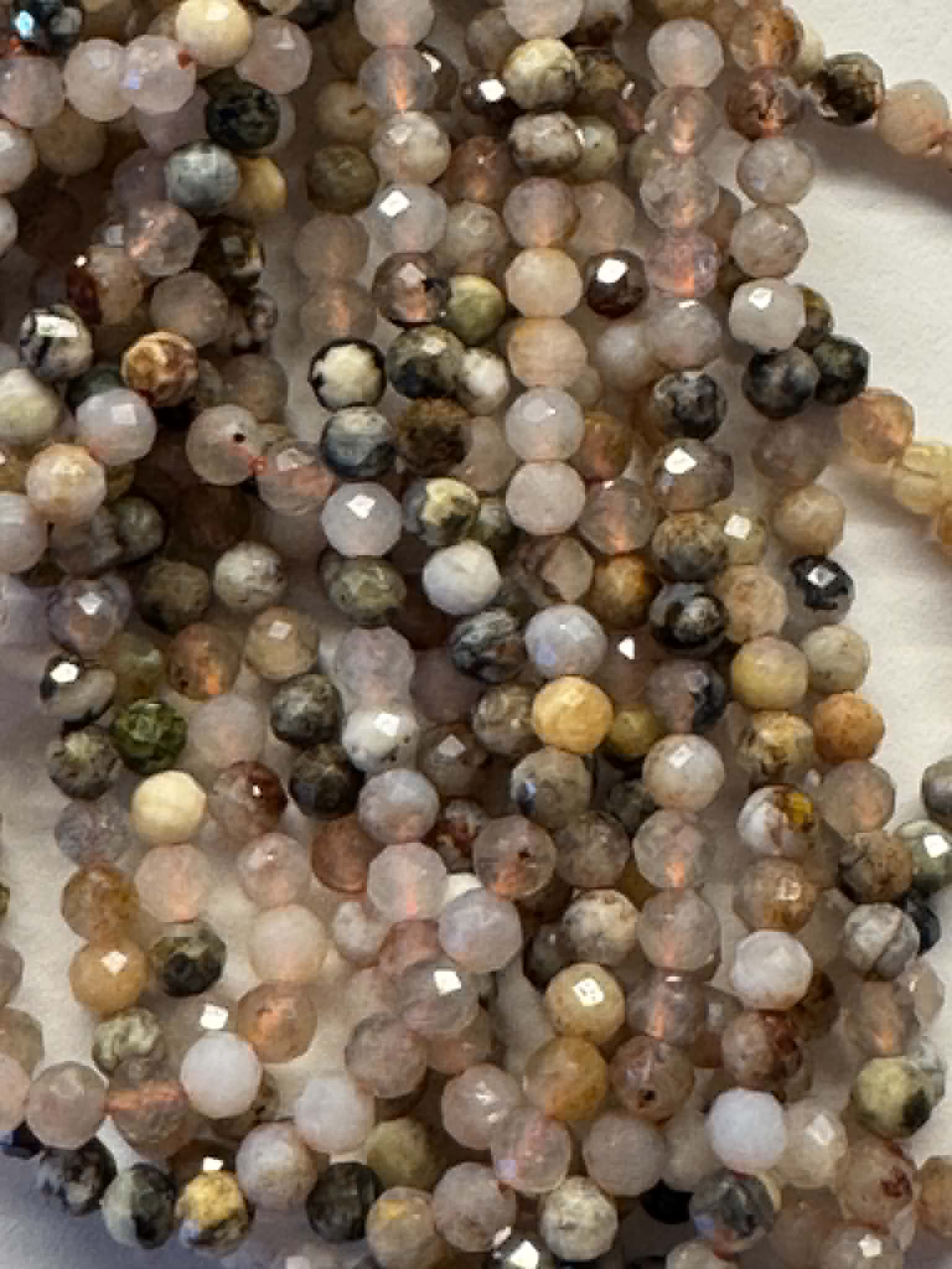 Anden Opal 4 mm facettiert Natur AKTION