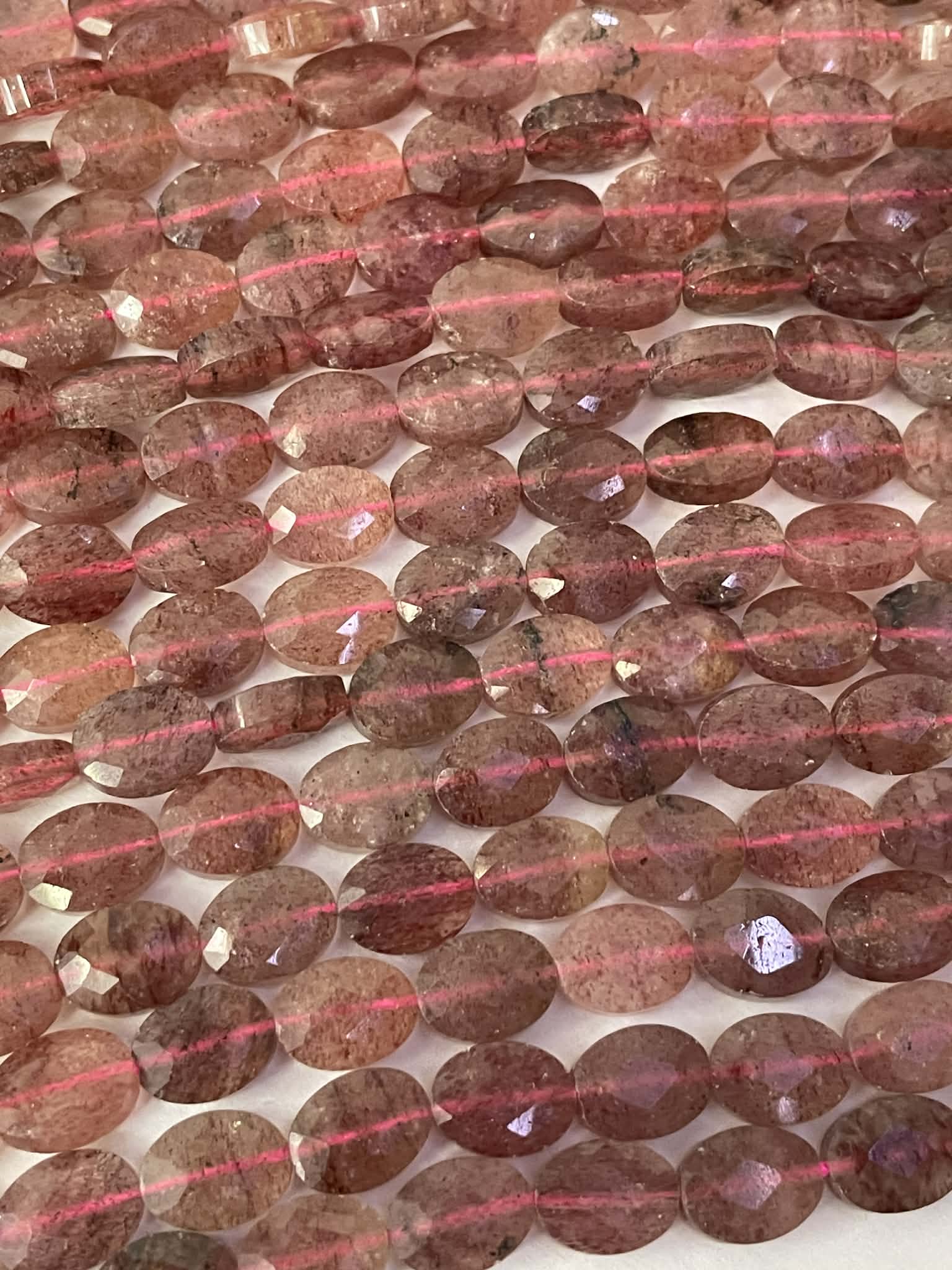 Erdbeerquarz 8mm x 6mm facettiert