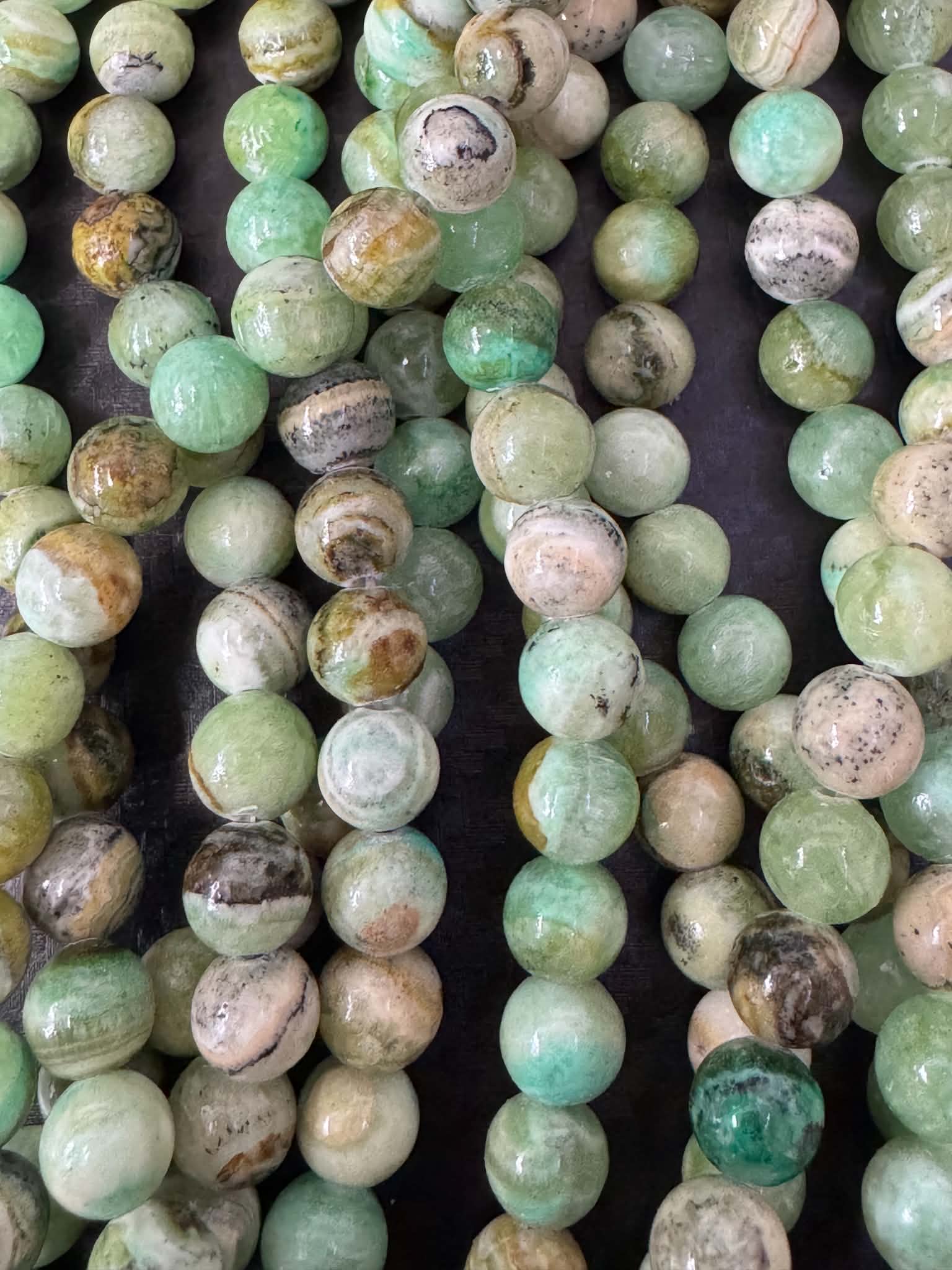 Grüner Linienjaspis 10mm Kugelstrang