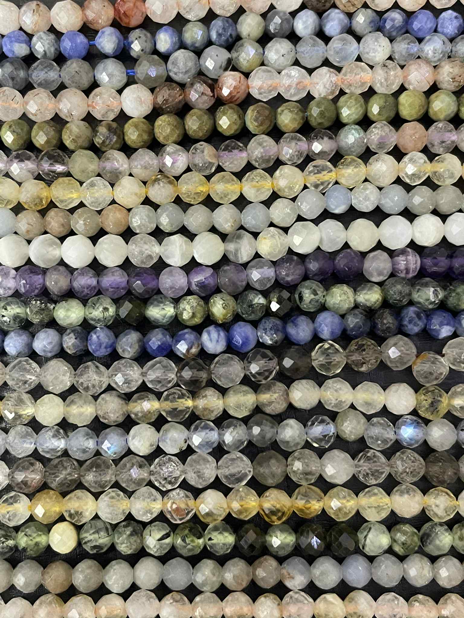 10 Stränge 4mm facettiert Restposten, zufälliger MIX