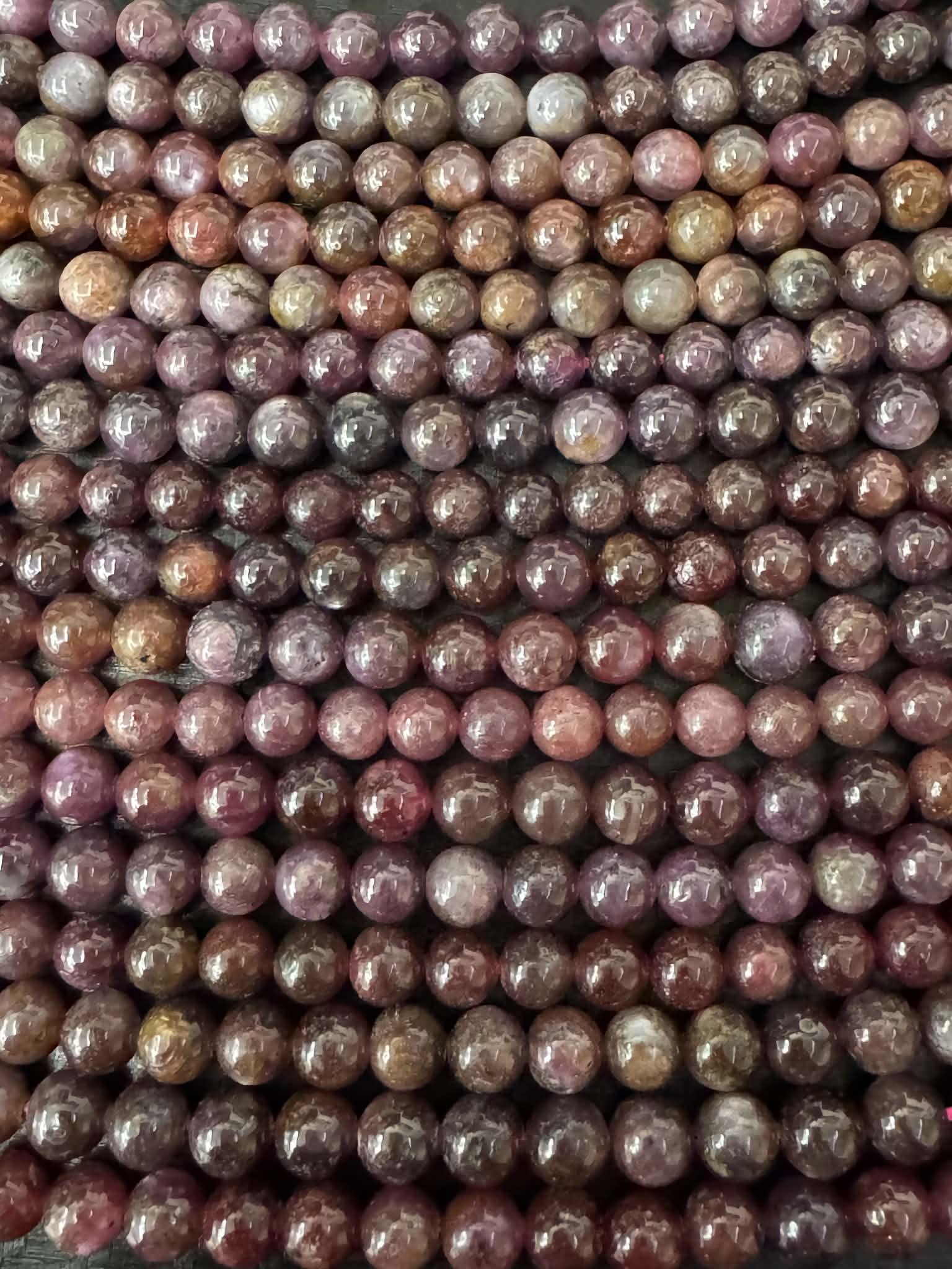 Rubis environ 6 mm boules DARK