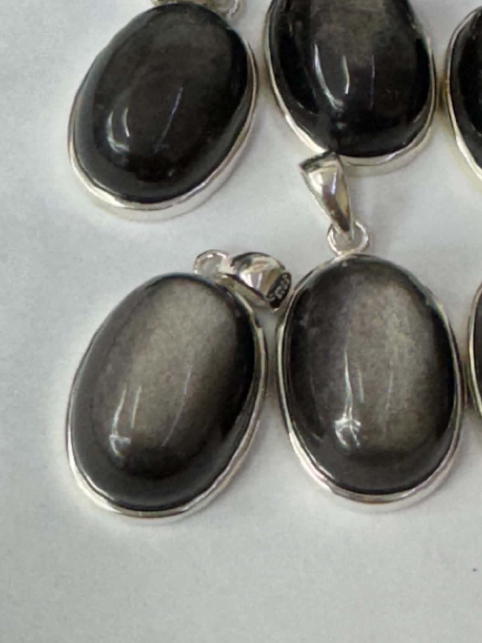 Pendentif en obsidienne argentée, argent 925