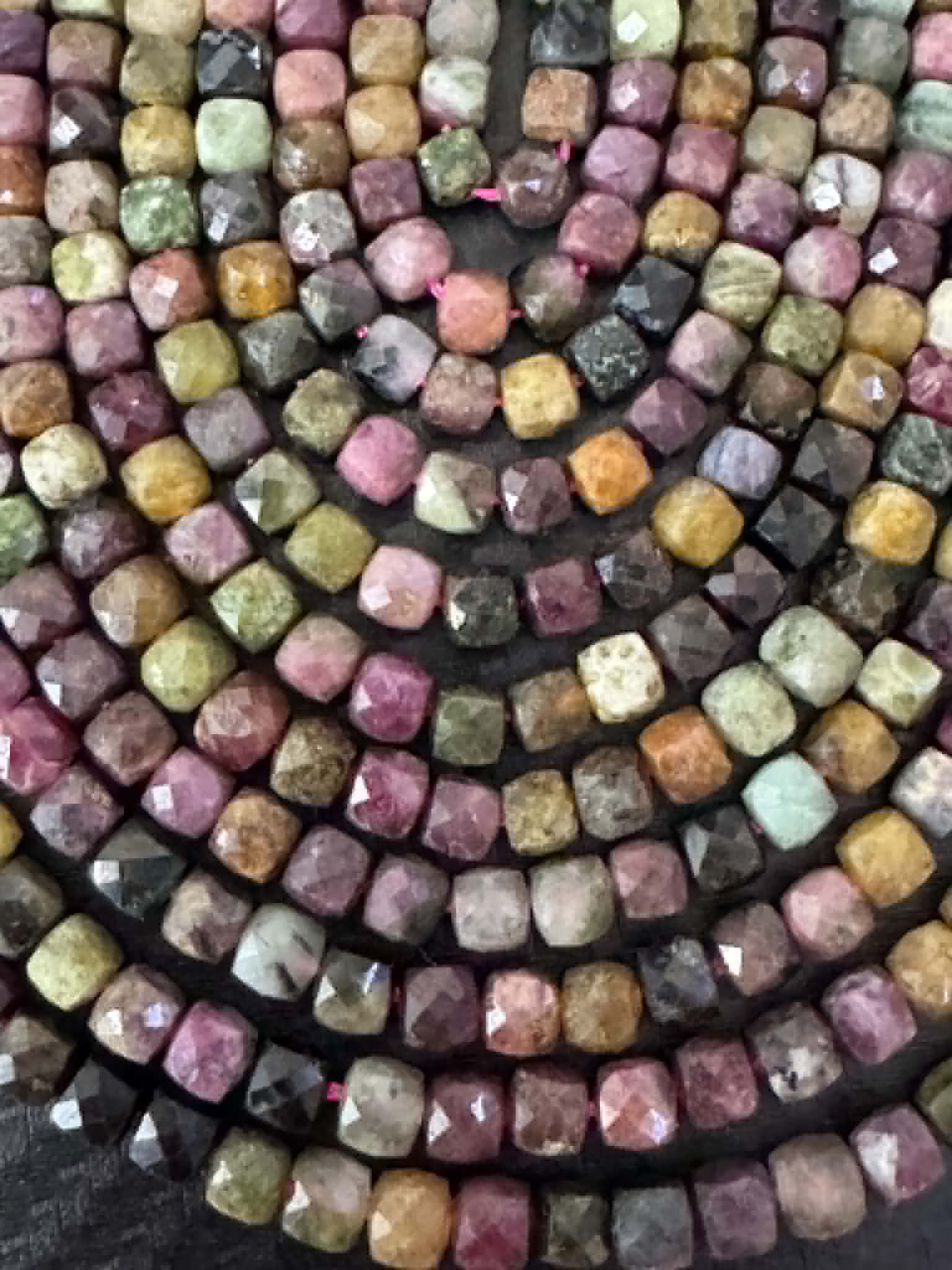 maline multicolore, fil de cubes d’env. 4,5 mm